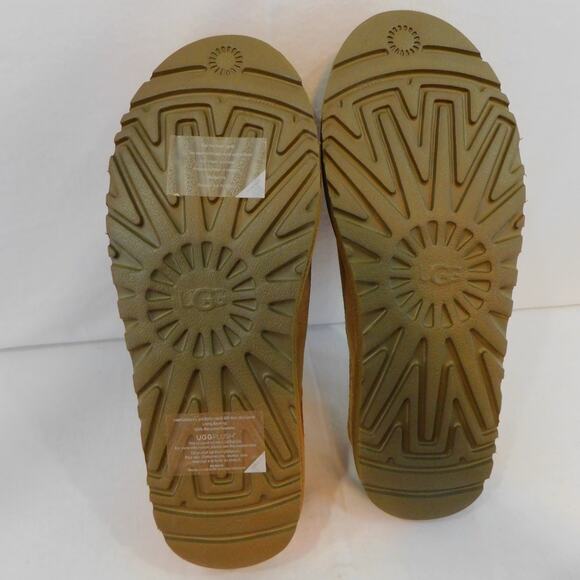 Ugg Neuman Chestnut Slippers Leather with Sheepskin Lining Mens Size 11 New - Picture 5 of 9